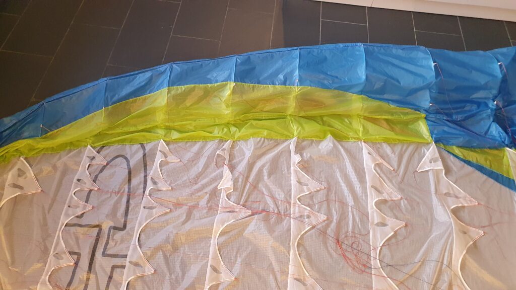 Réparation parapente monosurface